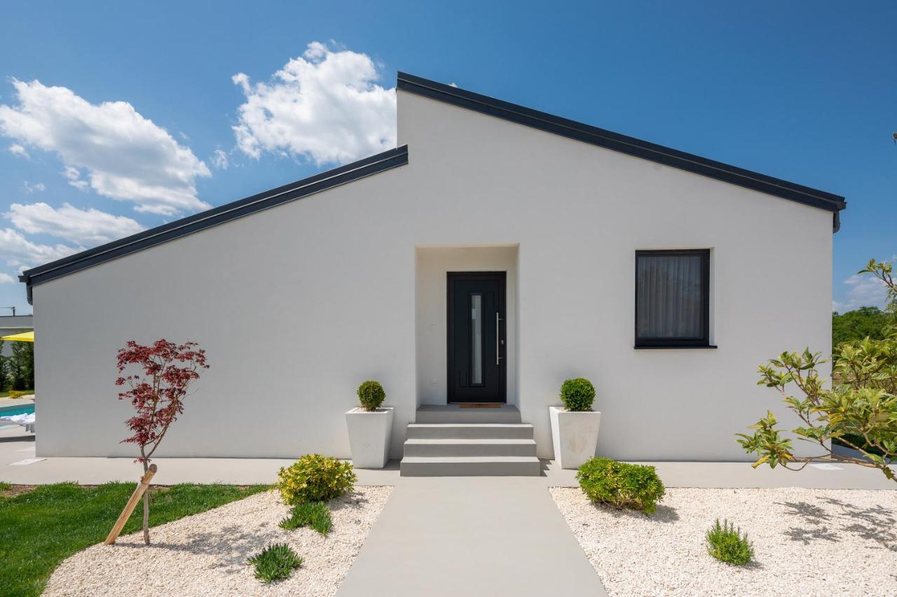 Bandelli villas Oklaj Bagian luar foto