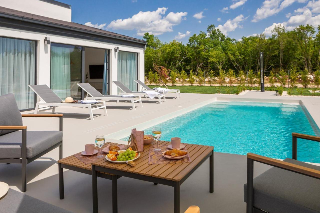 Bandelli villas Oklaj Bagian luar foto